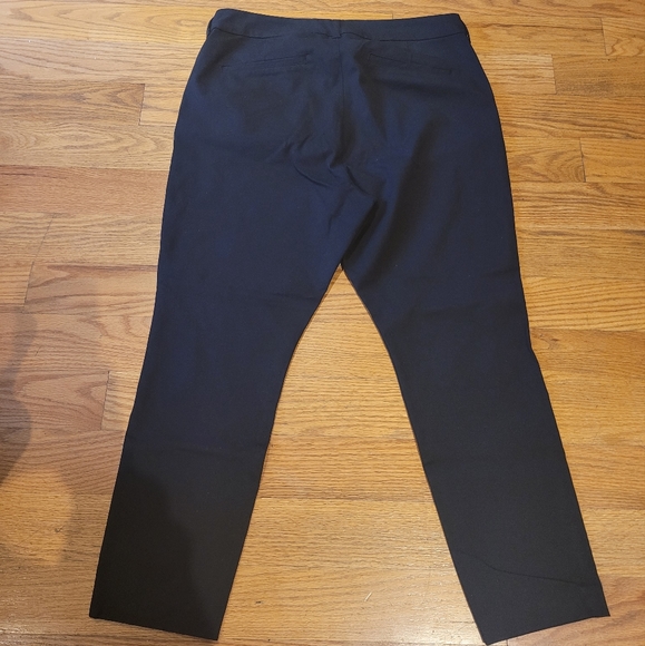 Old Navy Pants - Old Navy Pixie Pants